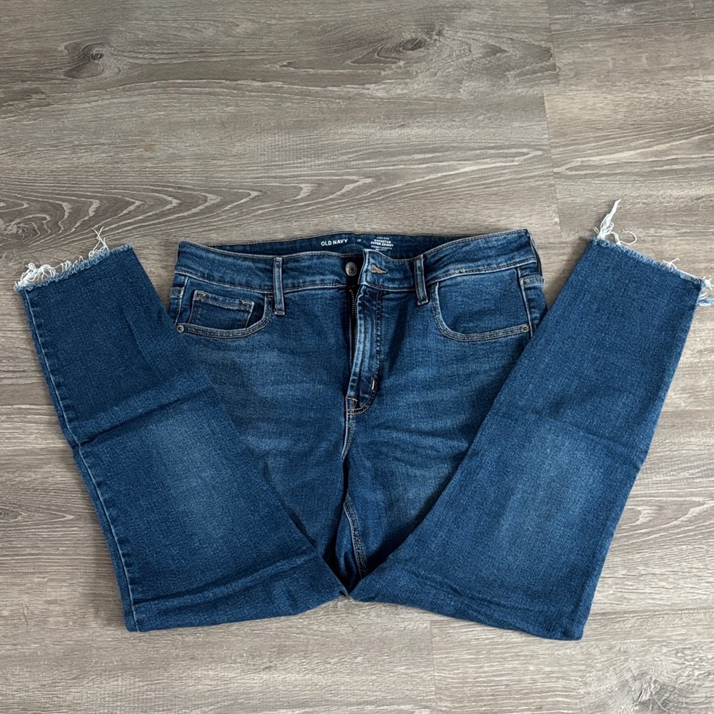 Old Navy Women’s Deep Indigo Skinny Jeans